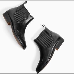 Zara Girls Black Leather Boots EUC size 1